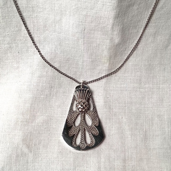 Handmade Sterling Silver Scottish Thistle Pendant and Chain - Picture 4 of 5